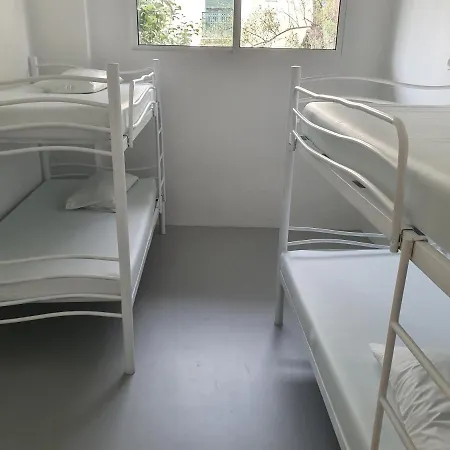 De Peregrinos Y Turistico * Caldas De Reis