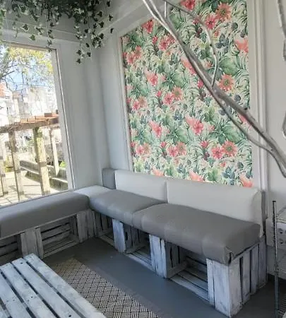De Peregrinos Y Turistico Caldas De Reis